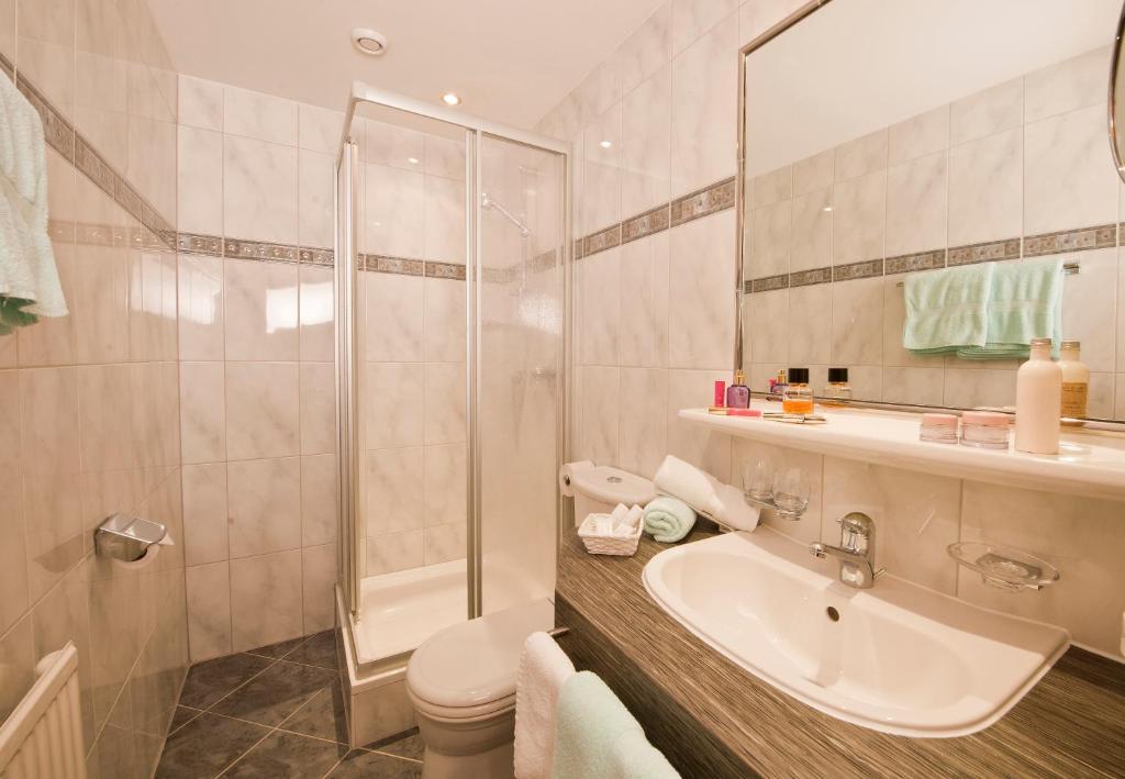 Hotel Antony Ισγκλ Δωμάτιο φωτογραφία