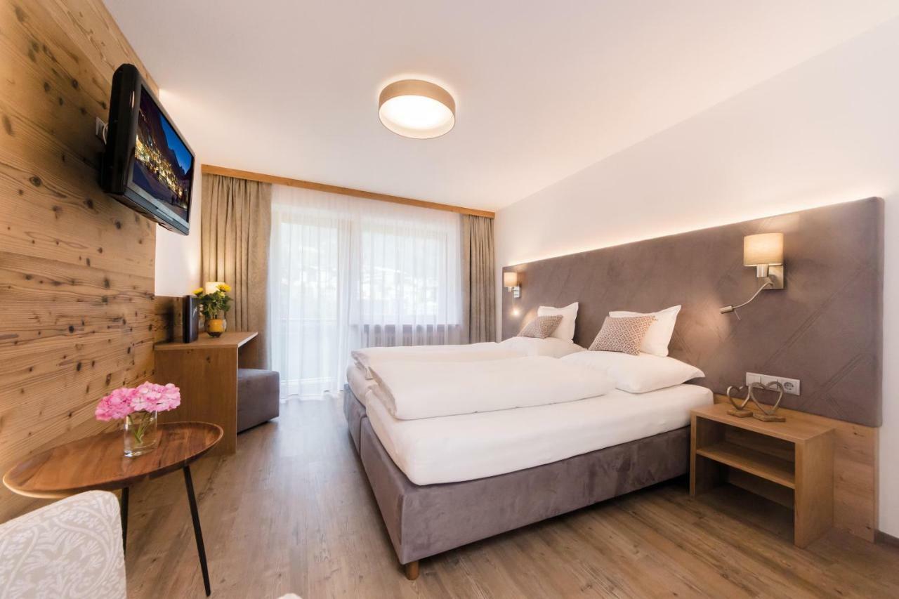 Hotel Antony Ισγκλ Εξωτερικό φωτογραφία